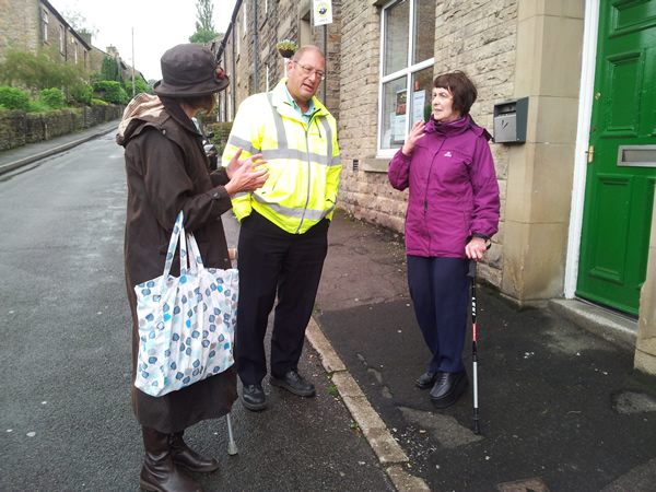 Alison Salmen and Vera Mellor talk to John Hambrook of DCC Environmental Services